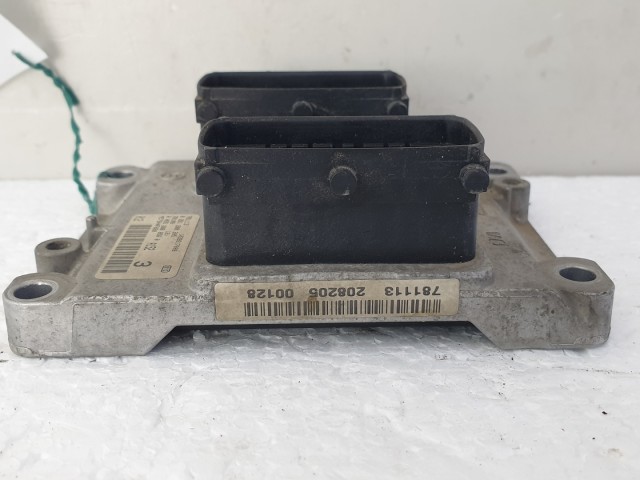 512545 Fiat Idea 2006, Benzin, Motorvezérlő, 0261208205, Ecu.