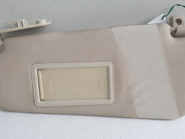 512551 Fiat Grande Punto Bal Napellenző, Tükörrel Szerelt.