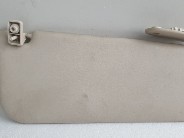 512551 Fiat Grande Punto Bal Napellenző, Tükörrel Szerelt.