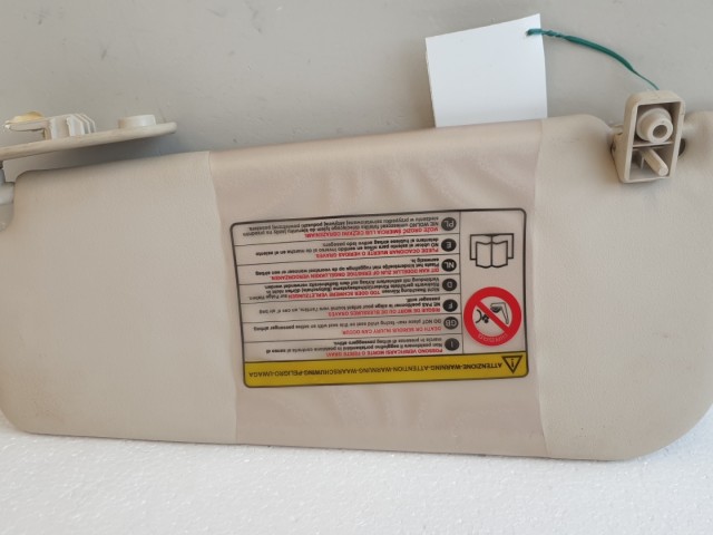 512553 Fiat Grande Punto Jobb Napellenző, Tükörrel Szerelt.