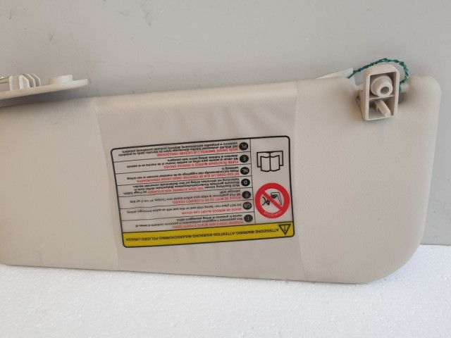 512554 Fiat Grande Punto Jobb Napellenző, Tükörrel Szerelt.