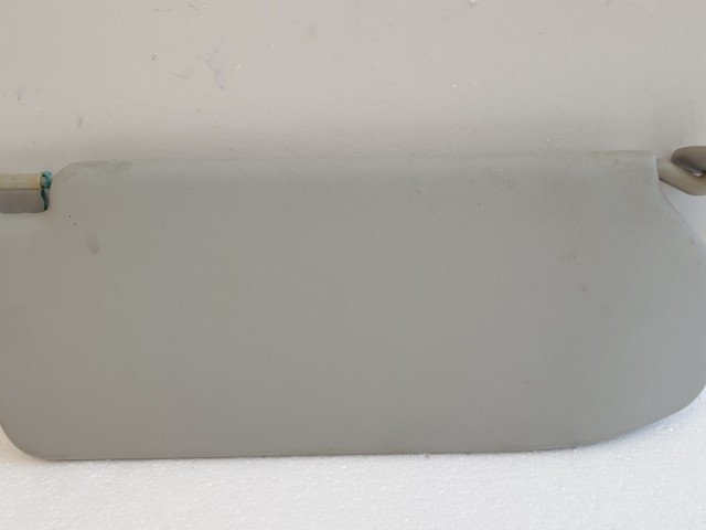 512557 Suzuki Ignis,  2006,  Bal Napellenző.