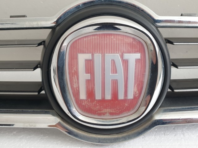 512562 Fiat Bravo 2, 2007, Hűtőrács, Díszrács, 735414652. Hűtőmaszk.