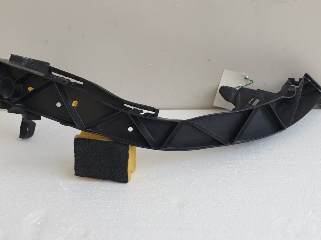 512563 Bmw 1 es, 2006, Bal Első Fényszóró Tartó, 7120823.