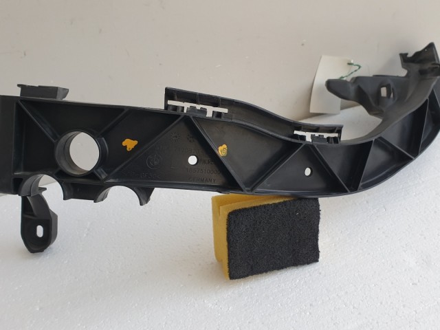 512563 Bmw 1 es, 2006, Bal Első Fényszóró Tartó, 7120823.