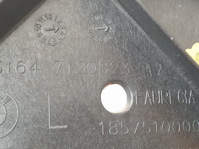 512563 Bmw 1 es, 2006, Bal Első Fényszóró Tartó, 7120823.