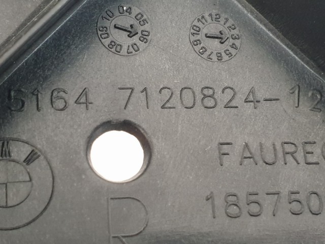 512564 Bmw 1 es, 2006, Jobb Első Fényszóró Tartó, 7120824.