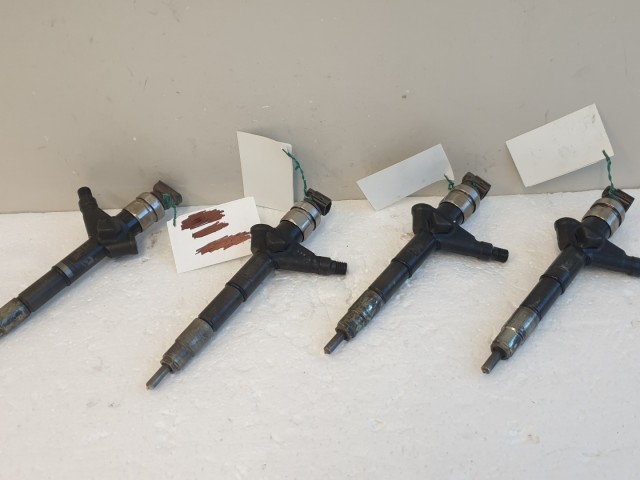 512628 Nissan Navara D40, 2008, Porlasztó, Injektor, 16600-EB300.