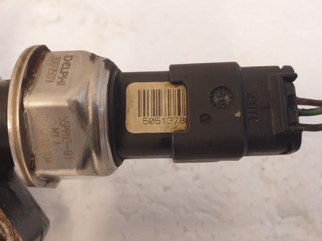 512633 Renault Scenic 2, Clio, Közös Nyomócső, Szeleppel, 93077507A