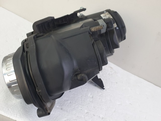 512638 Alfa Romeo 159, 2007, Jobb Projektoros Fényszóró. 60682088.