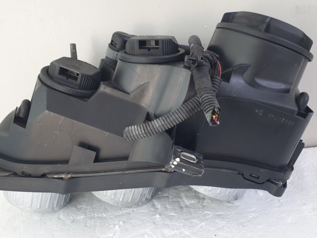 512639 Alfa Romeo 159, 2007, Jobb Projektoros Fényszóró. 60682088.