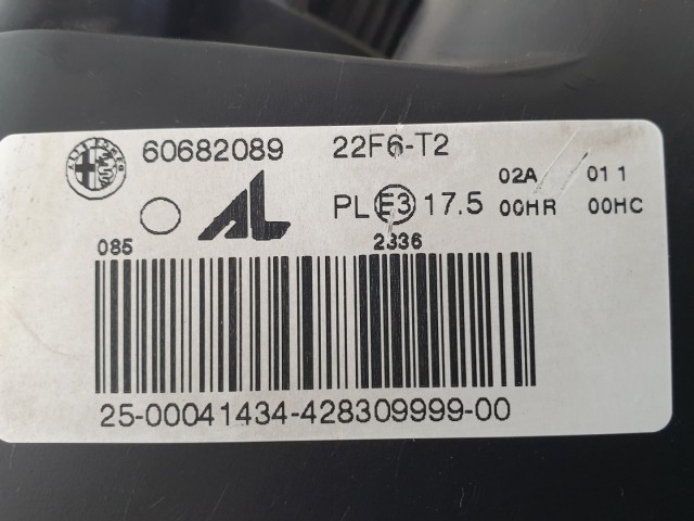 512640 Alfa Romeo 159, 2007, Bal Projektoros Fényszóró. 60682089.