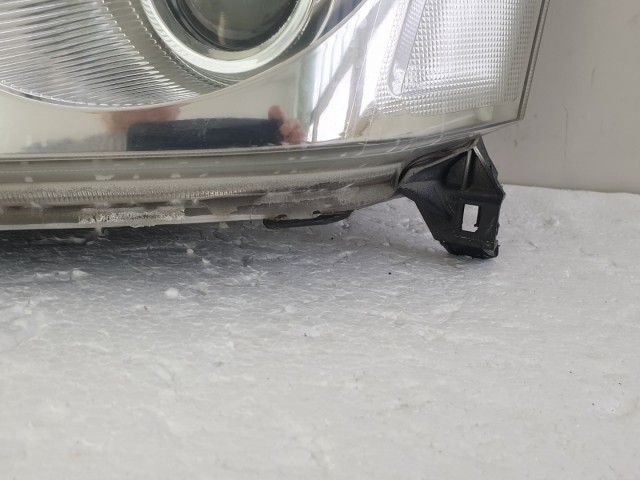 512641 Toyota Avensis 2005, Projektoros Bal Fényszóró, Lámpa.