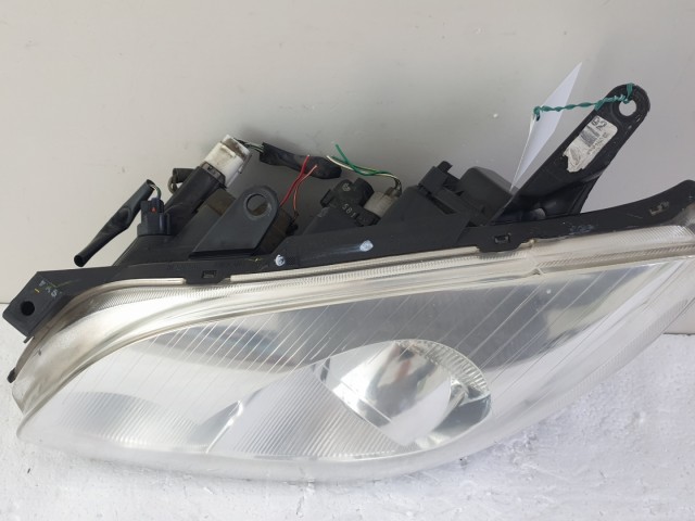 512641 Toyota Avensis 2005, Projektoros Bal Fényszóró, Lámpa.