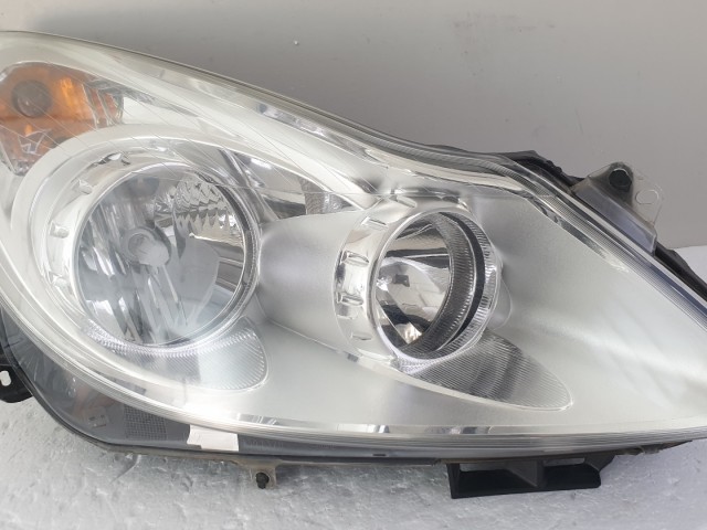 512644  Opel Corsa D, 2006, Jobb Első Fényszóró, Lámpa, 13186382.