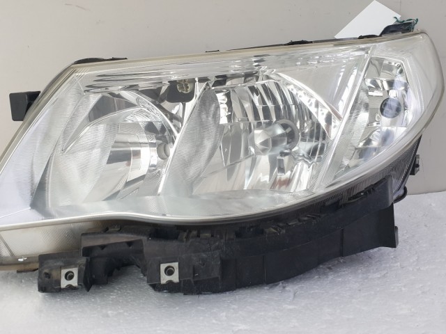 512645 Subaru Forester 2010, Bal Xenon Fényszóró, Lámpa, 1826.
