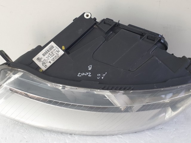 512646 Audi A6 C6, 2007, Bal Első Fényszóró, Lámpa, 4F0941003.