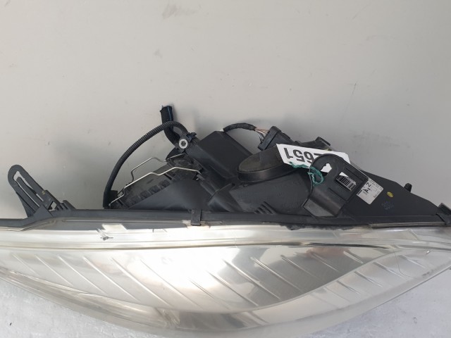 512651 Renault Megane 3, 2010, Jobb Első Fényszóró, 260100017R.