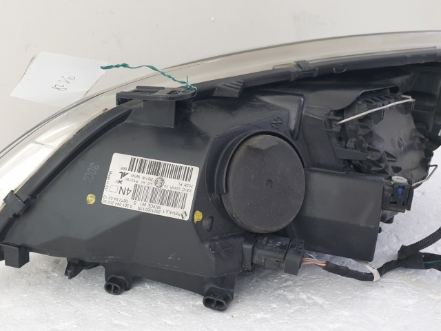 512651 Renault Megane 3, 2010, Jobb Első Fényszóró, 260100017R.