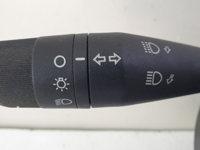 512661 Fiat Gande Punto, Evo Punto, Tempomatos Kormánykapcsoló. 3 Csati.