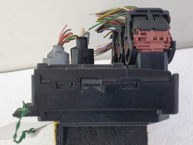 512667 Peugeot 307, Biztosítéktábla, S118983004Q, Bsm-L04, Siemens.