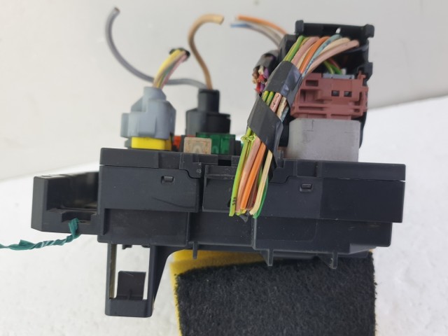 512668 Peugeot 207, Biztosítéktábla, 9664055780, Bsm L11, Delphi.