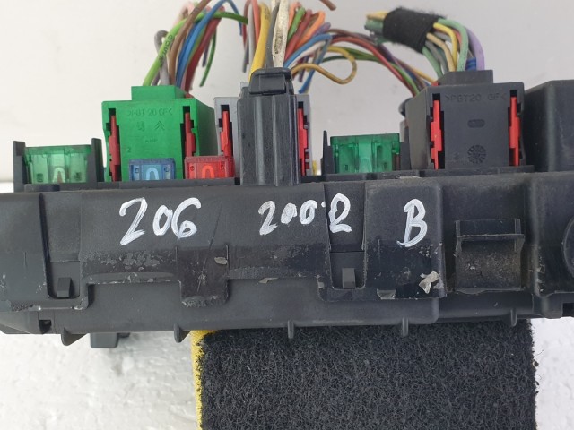 512670 Peugeot 206, Biztosítéktábla, 9646405280, Bsm B3, Delphi.