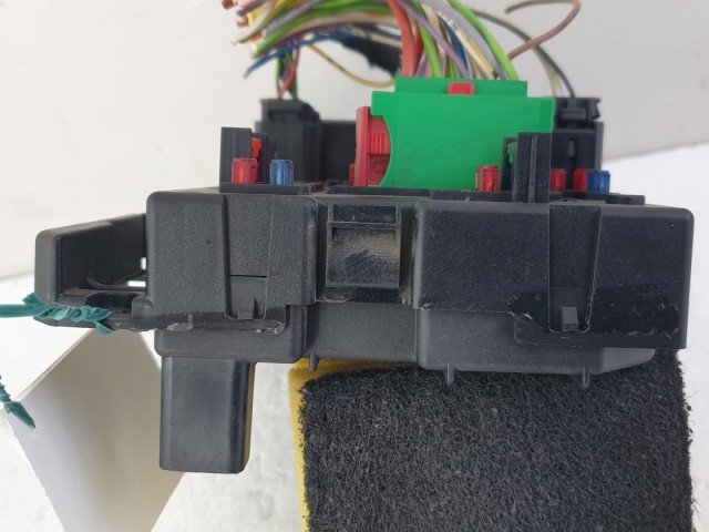 512670 Peugeot 206, Biztosítéktábla, 9646405280, Bsm B3, Delphi.