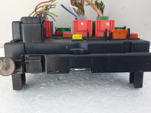 512673 Peugeot 206, Biztosítéktábla, 9657608780 Bsm B3, Delphi.