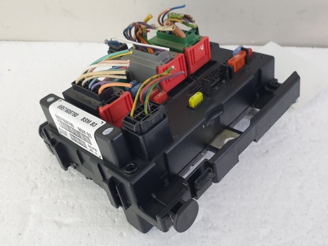 512673 Peugeot 206, Biztosítéktábla, 9657608780 Bsm B3, Delphi.