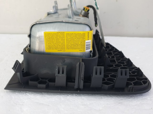 512677 Skoda Fabia 2, 2008, Utasoldali Légzsák, Légzsákpárna, 5J1880202B.