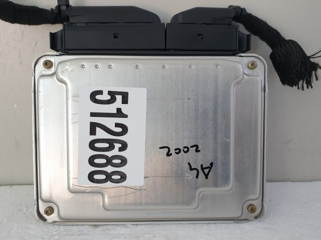 512688 Audi A4, D, 2002,  Motorvezérlő, 038906019JT, 0281011138. Bosch.