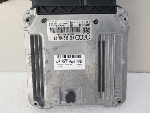512689 Audi A4, D, 2005, Motorvezérlő, 03G906016GN, 0281012113, Bosch.