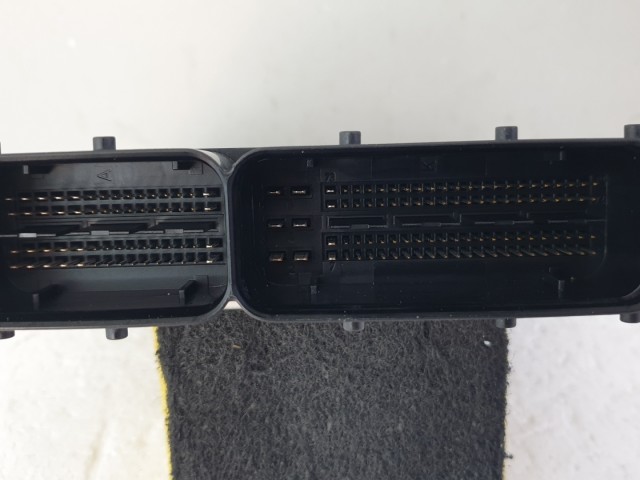 512691 Audi A4 D, 2007, Motorvezérlő, 03G906016LQ, 0281013887. Bosch.