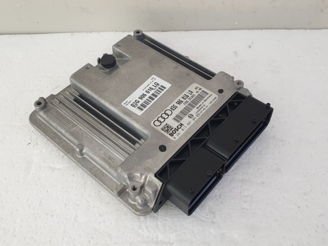 512691 Audi A4 D, 2007, Motorvezérlő, 03G906016LQ, 0281013887. Bosch.