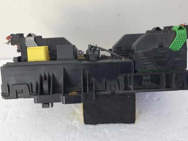 512694 Opel Astra H, 2010, Biztosítéktábla, Csomagtér, 13222173, 