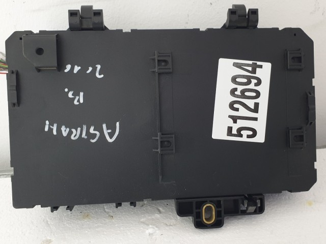 512694 Opel Astra H, 2010, Biztosítéktábla, Csomagtér, 13222173, 