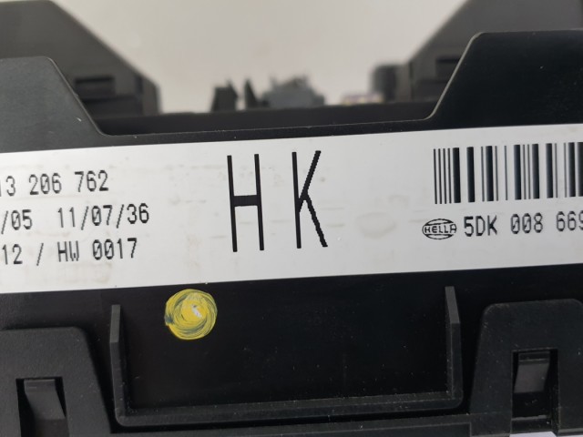 512695 Opel Astra H, 2008, Biztosítéktábla, Csomagtér, 13206762.