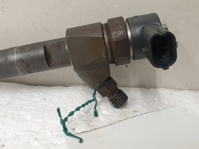 512760 Alfa Romeo 147,156, 166, Porlasztó, Injektor, 0445110111. Bosch. 