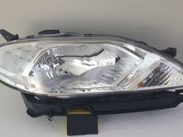 512783 Honda FR-V, 2006, Jobb Első Lámpa, Fényszóró, P4802R.