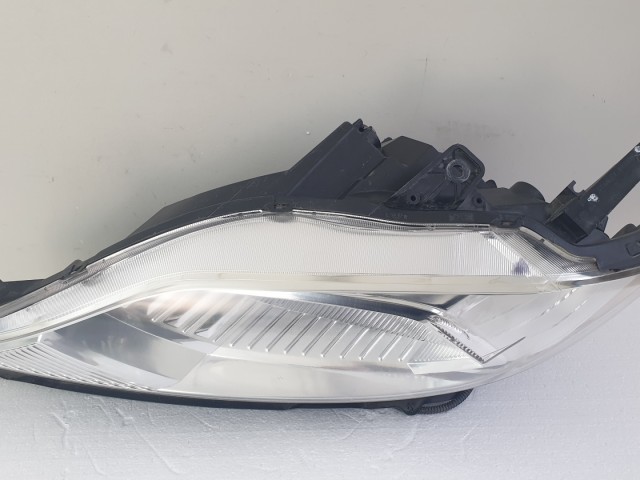 512784 Honda FR-V, 2006, Bal Első Lámpa, Fényszóró, P4802L.