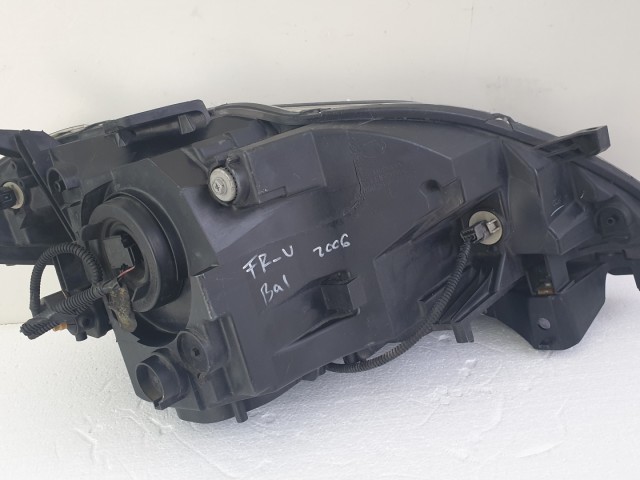 512784 Honda FR-V, 2006, Bal Első Lámpa, Fényszóró, P4802L.