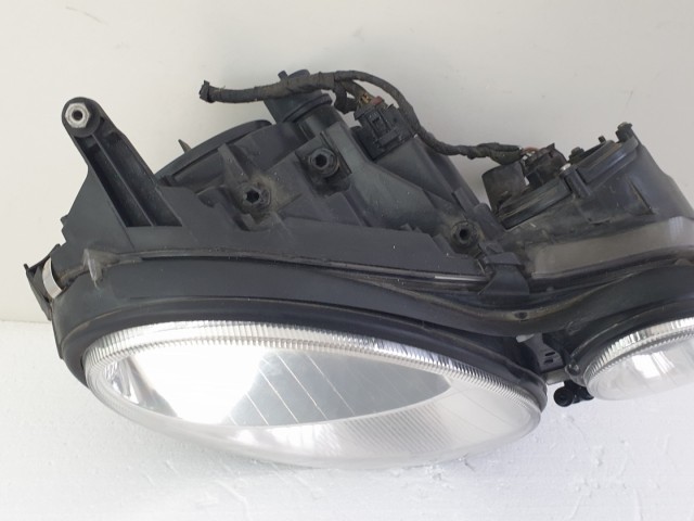 512786 Mercedes E, W211, Bal XENON Lámpa, Fényszóró, Lámpamosós.