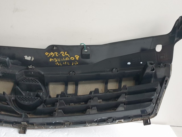 512797 Opel Astra H, 2009, Hűtőrács, Díszrács, Maszk,  13225775.