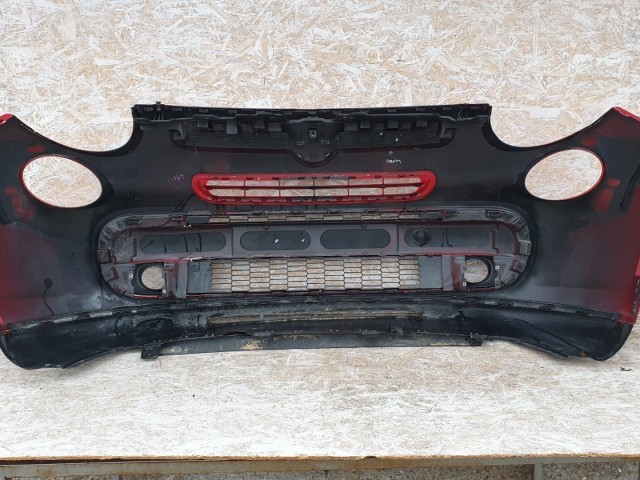 512806 Fiat 500 L, 2014, Első Lökhárító, Javított.