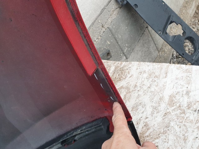 512806 Fiat 500 L, 2014, Első Lökhárító, Javított.