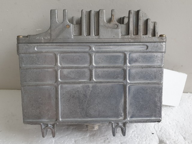 512366 VW Polo 1998, Motorvezérlő, 030906027AA, 0261204617, Ecu.