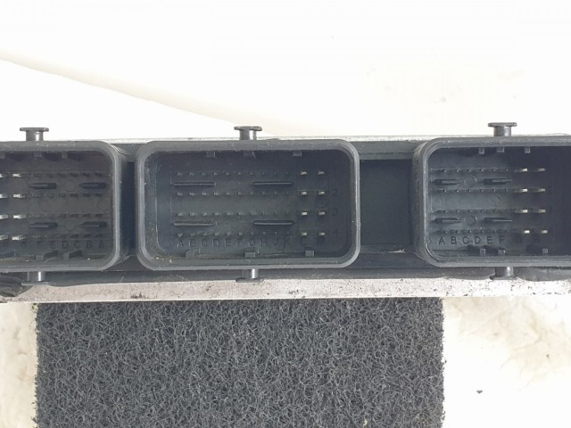 512367 Nissan Note 2008, Motorvezérlő, NEC000-818. Hitachi