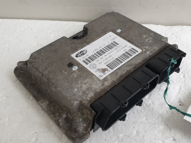 512383 Fiat Seicento 2006, Motorvezérlő, Ecu, 51793106, Magneti.