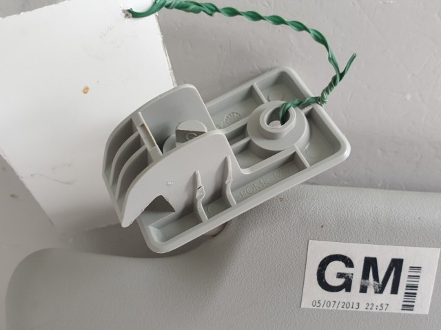 512395 Nissan Qashqai 2013, Bal Napellenző, Tükörrel Szerelt.